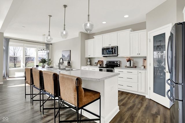 2288 Lingerman Court, Avon, IN 46123