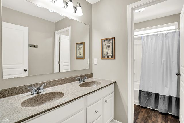 2288 Lingerman Court, Avon, IN 46123