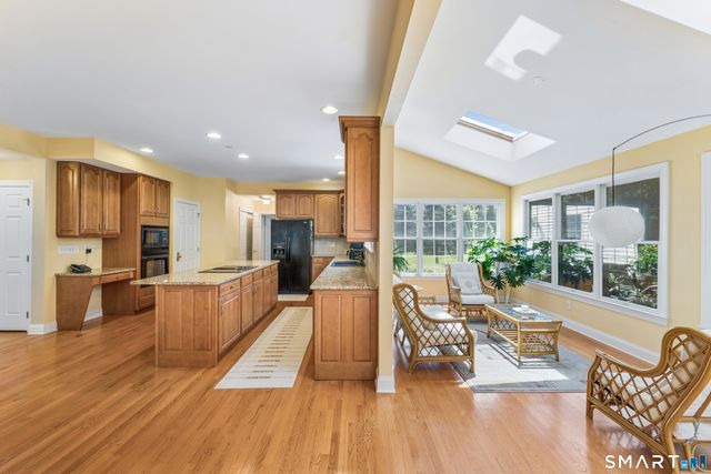 2 Pond View Drive, Newtown, CT 06470