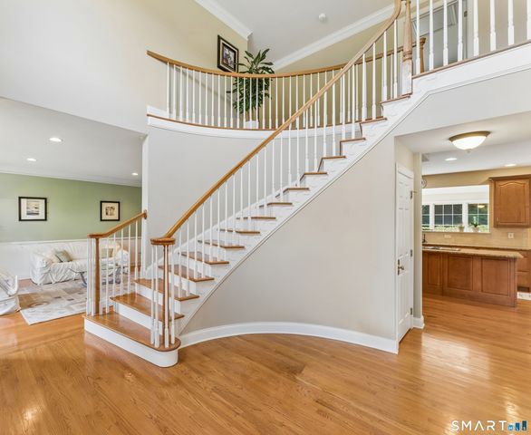 2 Pond View Drive, Newtown, CT 06470