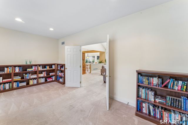 2 Pond View Drive, Newtown, CT 06470