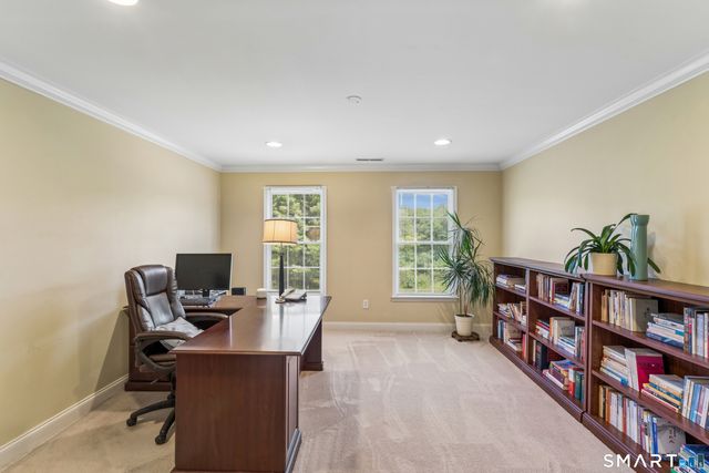 2 Pond View Drive, Newtown, CT 06470