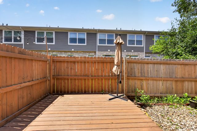 1 W Boulder Court 1B, Palos Hills, IL 60465