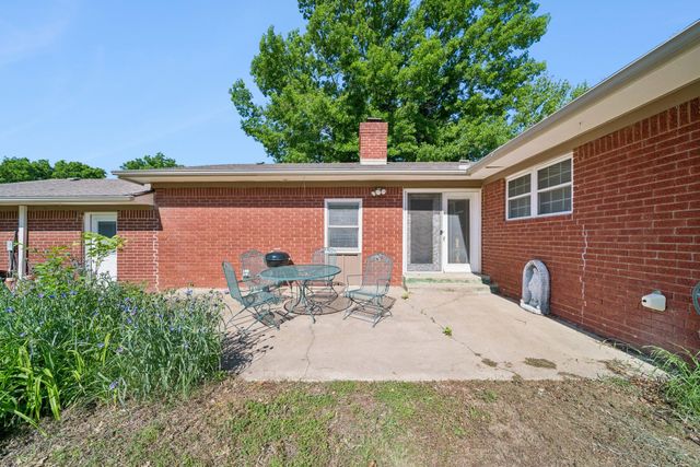 758 Summer Lane, Claremore, OK 74019