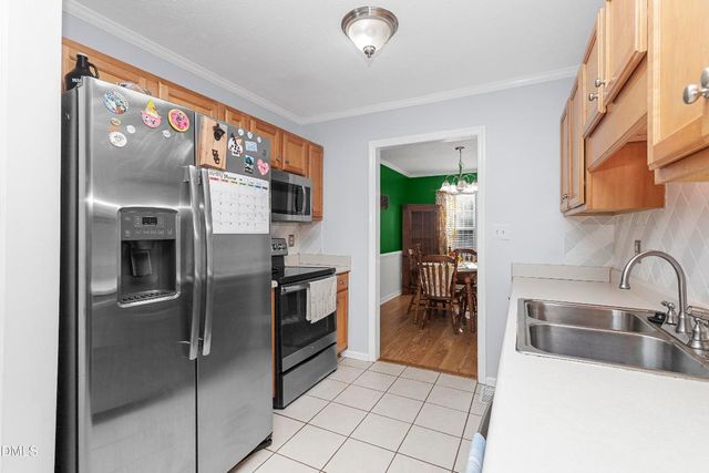 4808 Miranda Drive, Hope Mills, NC 28348
