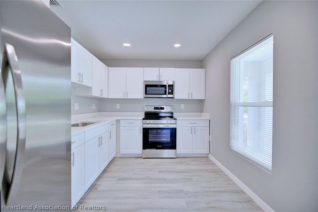 1460 Aleutian Street NE, Lake Placid, FL 33852