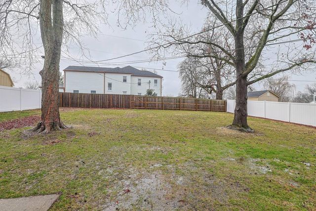 15 Old Orchard Lane, Monroe, OH 45050