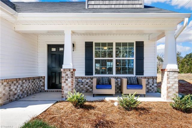 110 Pineberry Way, Greensboro, NC 27410