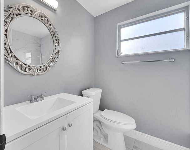 4681-4685 SW 43rd Terrace, Fort Lauderdale, FL 33314