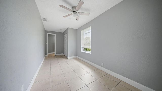 4681-4685 SW 43rd Terrace, Fort Lauderdale, FL 33314