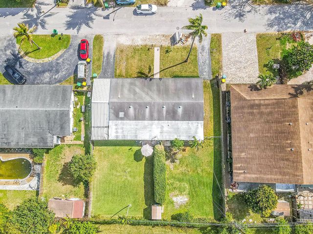 4681-4685 SW 43rd Terrace, Fort Lauderdale, FL 33314