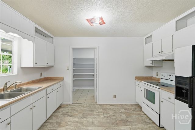 551 Ashmore Road, Hinesville, GA 31313