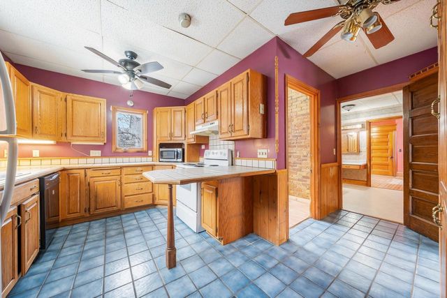 541 MT VERNON STREET, Oshkosh, WI 54901