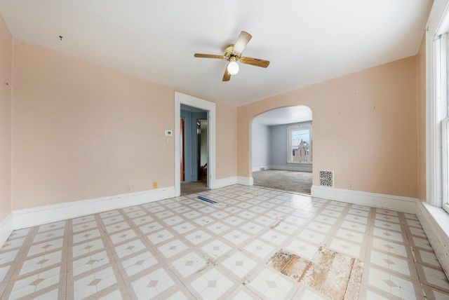 541 MT VERNON STREET, Oshkosh, WI 54901