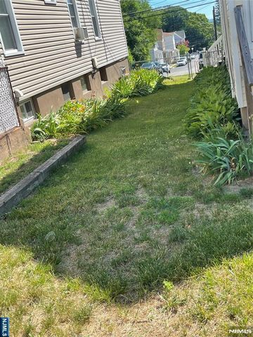140 Westervelt Avenue 1, Hawthorne, NJ 07506