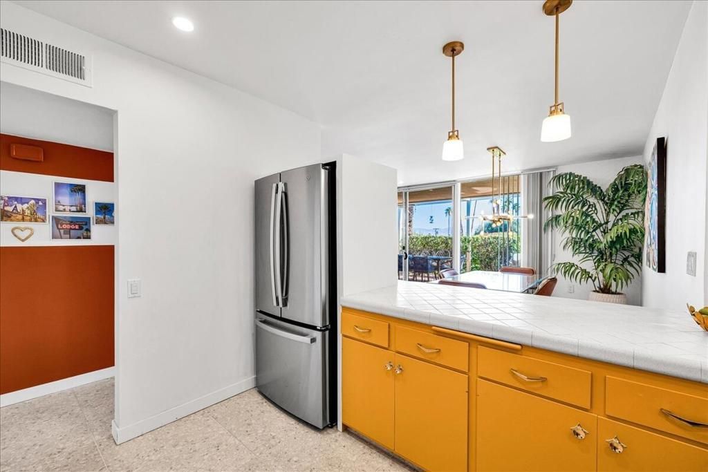 Image 11 of property listing at 46153 Highway 74 #109, Palm Desert, CA 92260