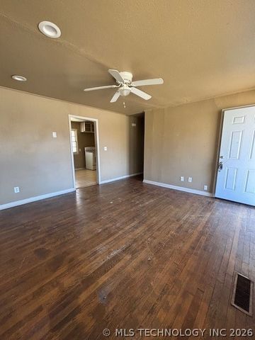 425 S 66th East Avenue, Tulsa, OK 74112