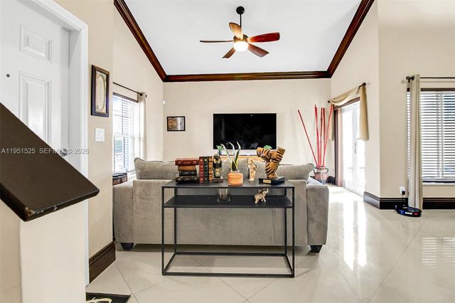 12797 NW 13th St, Sunrise, FL 33323