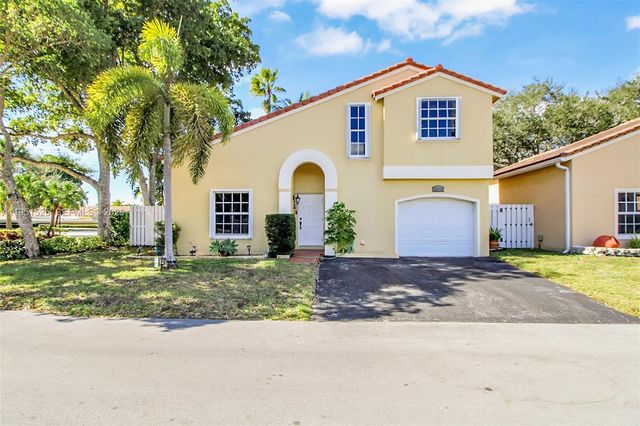 12797 NW 13th St, Sunrise, FL 33323