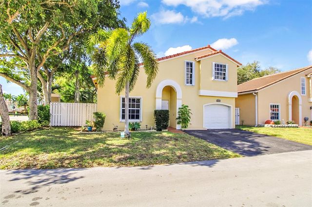 12797 NW 13th St, Sunrise, FL 33323