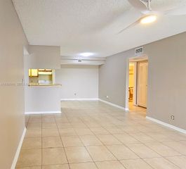 5654 Rock Island Rd 227, Tamarac, FL 33319