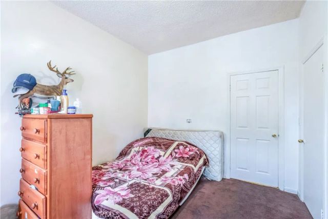 1340 W 25th, Los Angeles, CA 90007