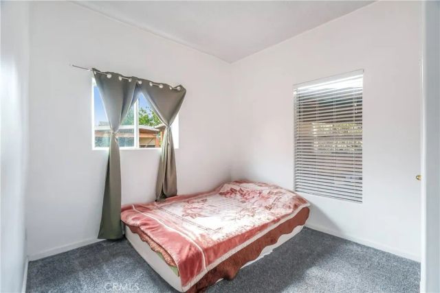 1340 W 25th, Los Angeles, CA 90007