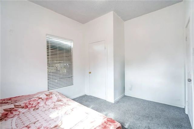 1340 W 25th, Los Angeles, CA 90007