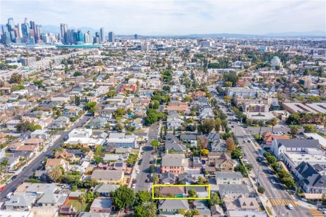 1340 W 25th, Los Angeles, CA 90007