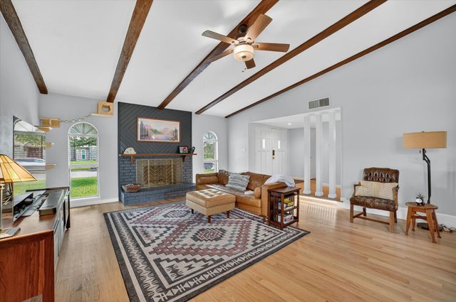 2713 Esquire Lane, Garland, TX 75044