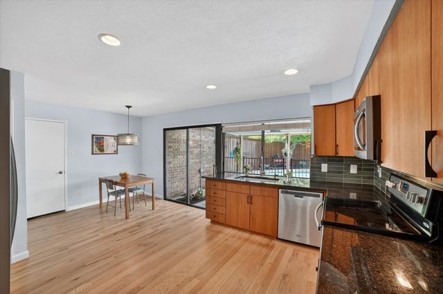 2713 Esquire Lane, Garland, TX 75044