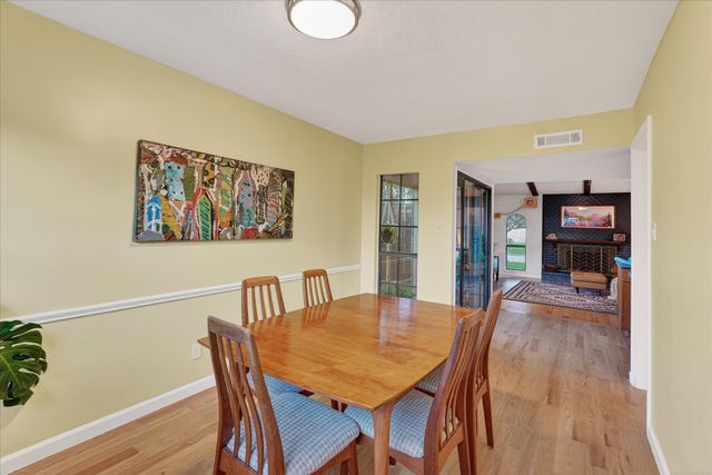 2713 Esquire Lane, Garland, TX 75044