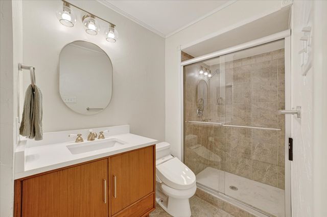 2713 Esquire Lane, Garland, TX 75044