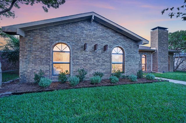2713 Esquire Lane, Garland, TX 75044