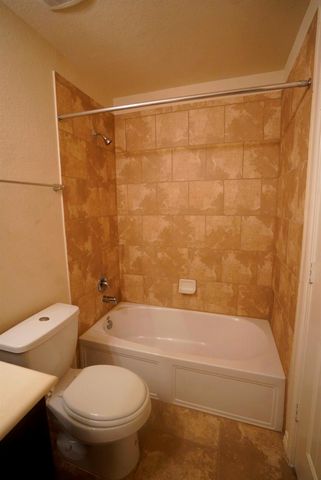 3414 Halle Trace Lane, Houston, TX 77047