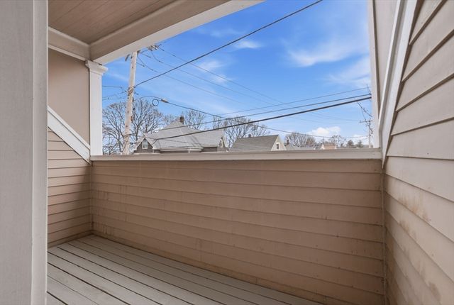 5 Pickett St, Beverly, MA 01915