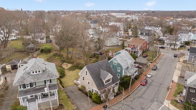 5 Pickett St, Beverly, MA 01915
