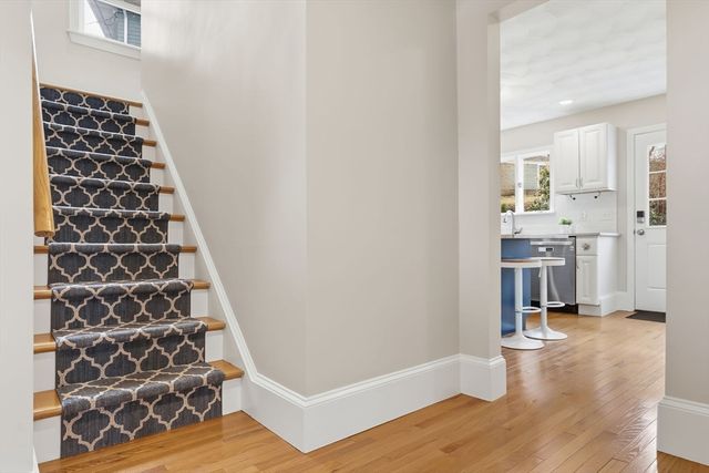 5 Pickett St, Beverly, MA 01915