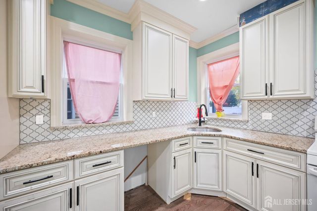 1342 S Lake Street, Plainfield, NJ 07060