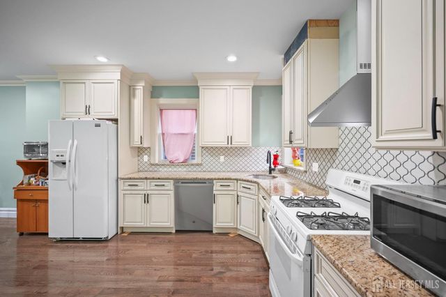 1342 S Lake Street, Plainfield, NJ 07060