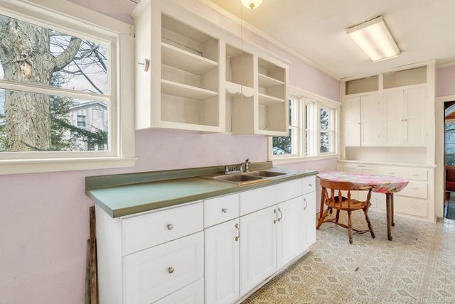 4055 Lakeshore Road, Lexington Twp, MI 48450