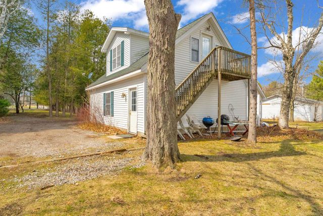 4055 Lakeshore Road, Lexington Twp, MI 48450