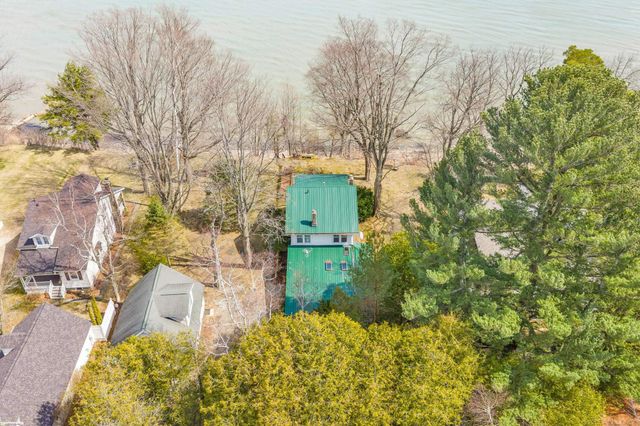 4055 Lakeshore Road, Lexington Twp, MI 48450