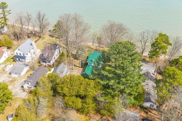 4055 Lakeshore Road, Lexington Twp, MI 48450