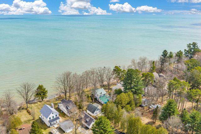 4055 Lakeshore Road, Lexington Twp, MI 48450