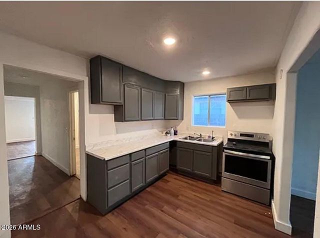 63 N Morrison Avenue, Casa Grande, AZ 85122