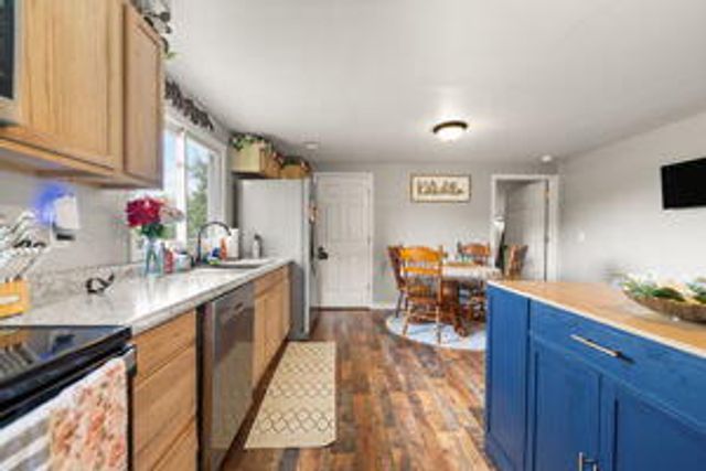 5600 Richmond Road, Irvine, KY 40336