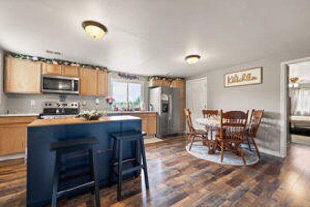 5600 Richmond Road, Irvine, KY 40336