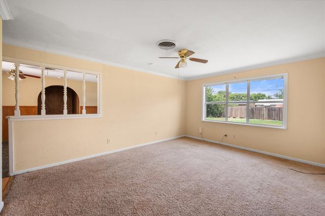 5220 41st Street, Lubbock, TX 79414