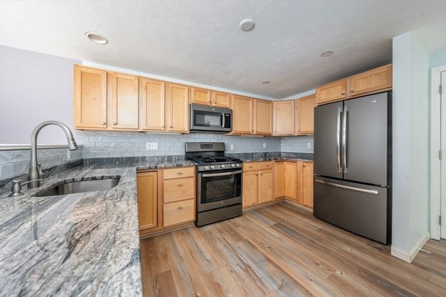 153 Leisure Green Dr 749, Mashpee, MA 02649